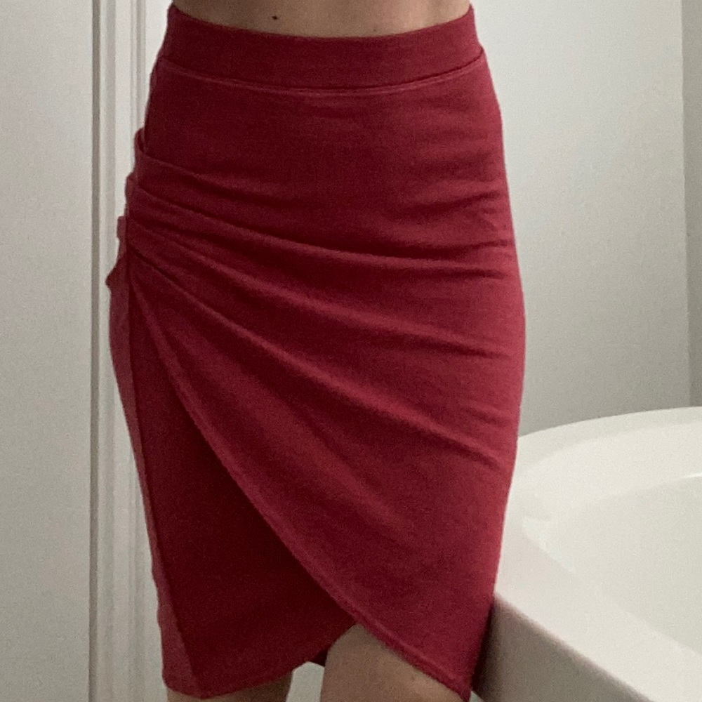 Aritzia wrap skirt